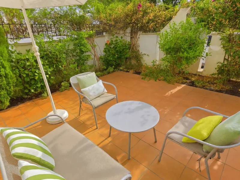Fully Renovated Apartment Ready to Move In – Los Naranjos, Nueva Andalucía, Marbella