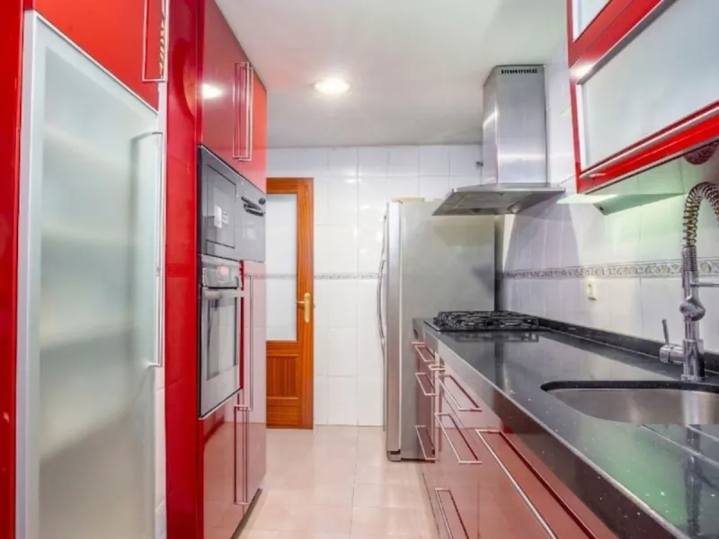 Fantastic 3-Bedroom Opportunity in Fuengirola!