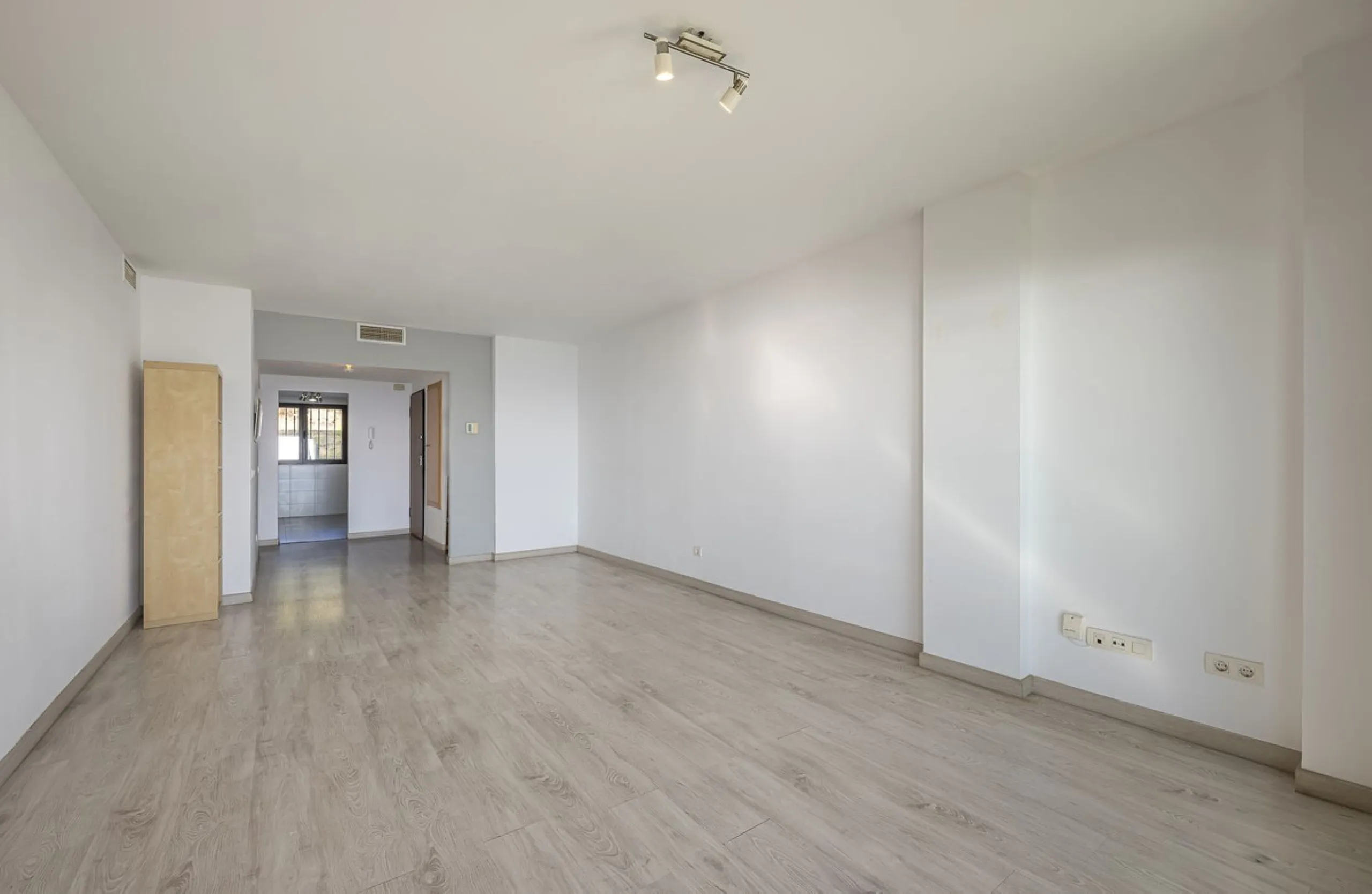 Exclusive apartment with frontal sea views in Camarate Golf – Casares Costa