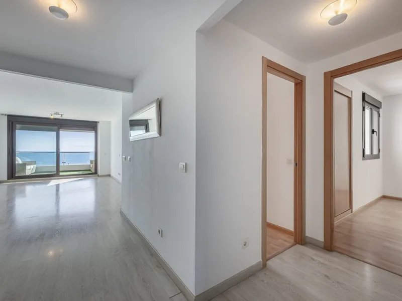 Exclusive apartment with frontal sea views in Camarate Golf – Casares Costa