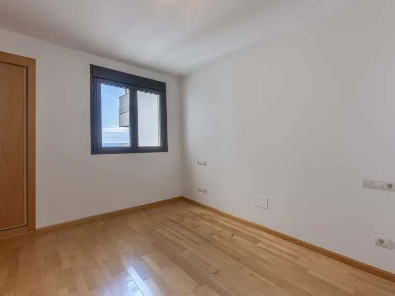 Exclusive apartment with frontal sea views in Camarate Golf – Casares Costa