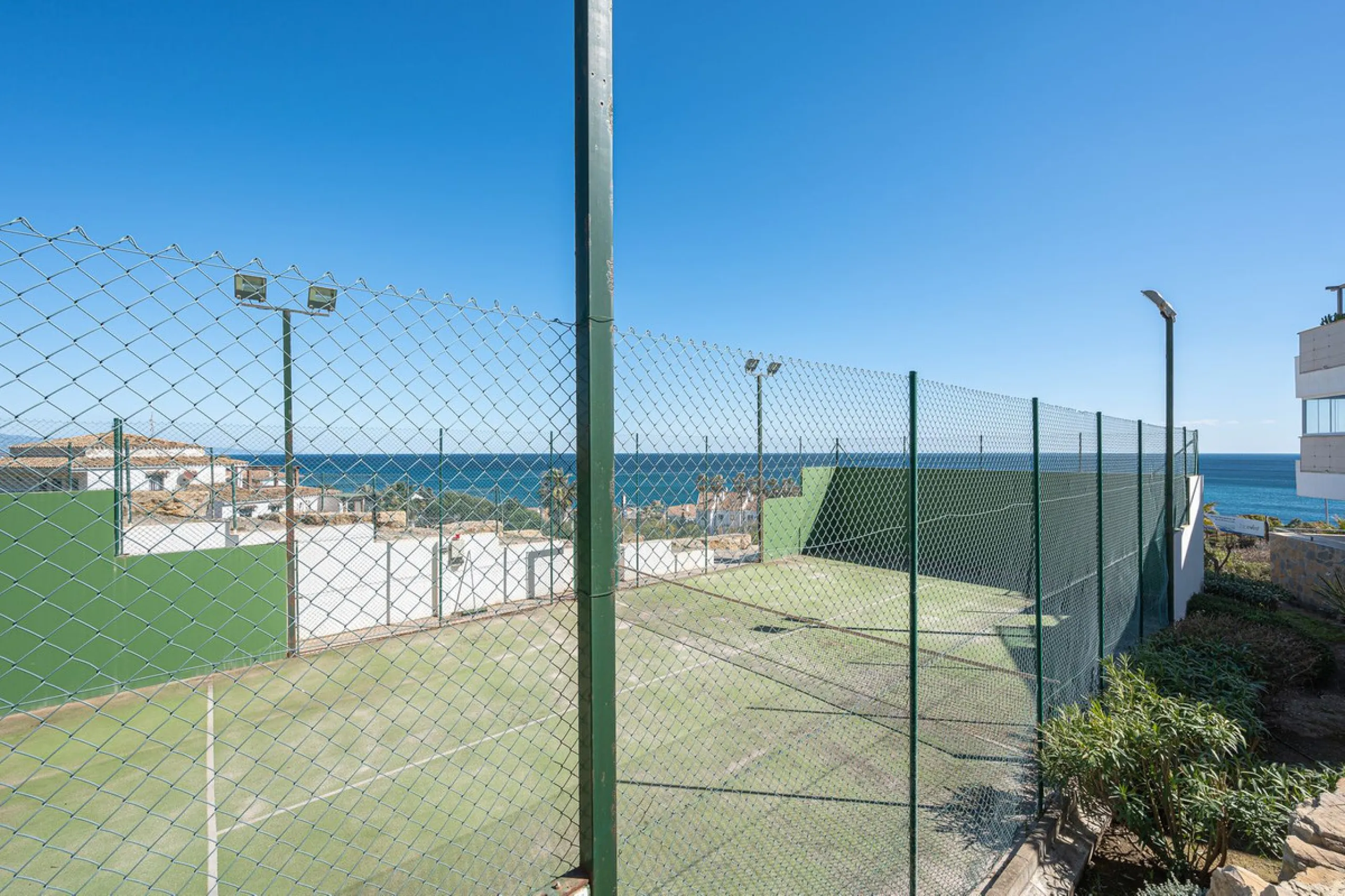 Exclusive apartment with frontal sea views in Camarate Golf – Casares Costa
