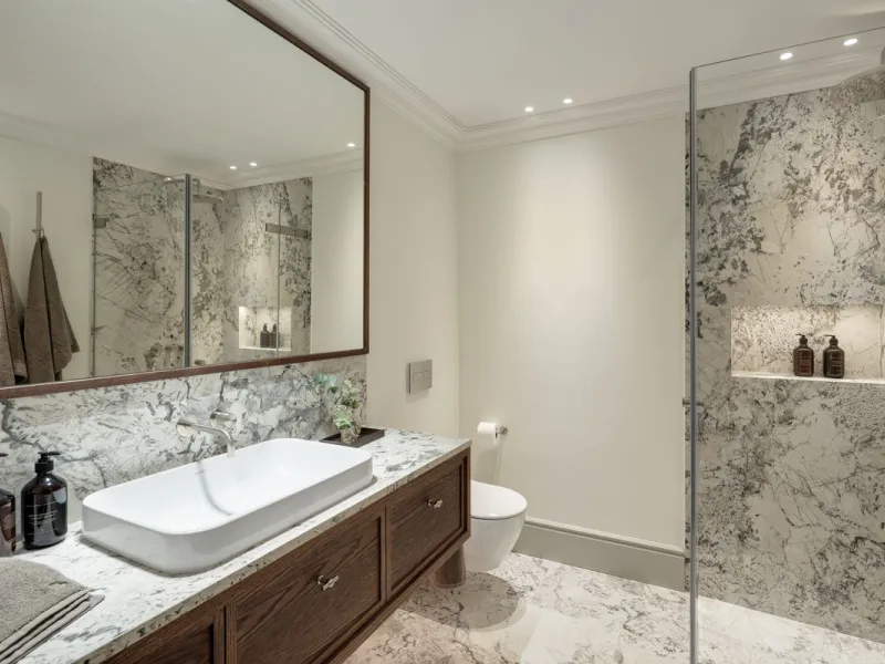 This exceptional five-bedroom luxury villa for sale is located within the prestigious gated community of La Zagaleta, in Benahavís. Newly completed by the acclaimed architectural studio Puroform, the property showcases a refined blend of contemporary desi