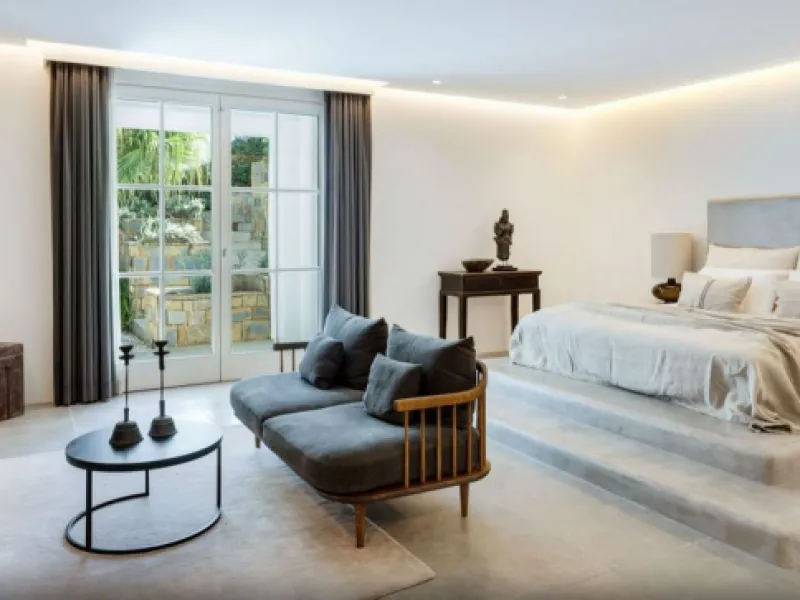 Set within the prestigious, 24-hour secure enclave of the Marbella Club Golf Resort, this Andalusian-inspired yet contemporary mansion offers an extraordinary fusion of timeless elegance and modern luxury. The exclusive resort is home to an exceptional 18