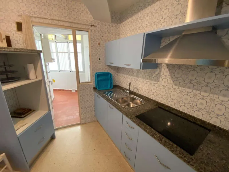 Apartment - Middle Floor Apartment в продаже в Málaga, Málaga. В доме 4 спален и 2 ванных комнат. Площадь дома 120 м²