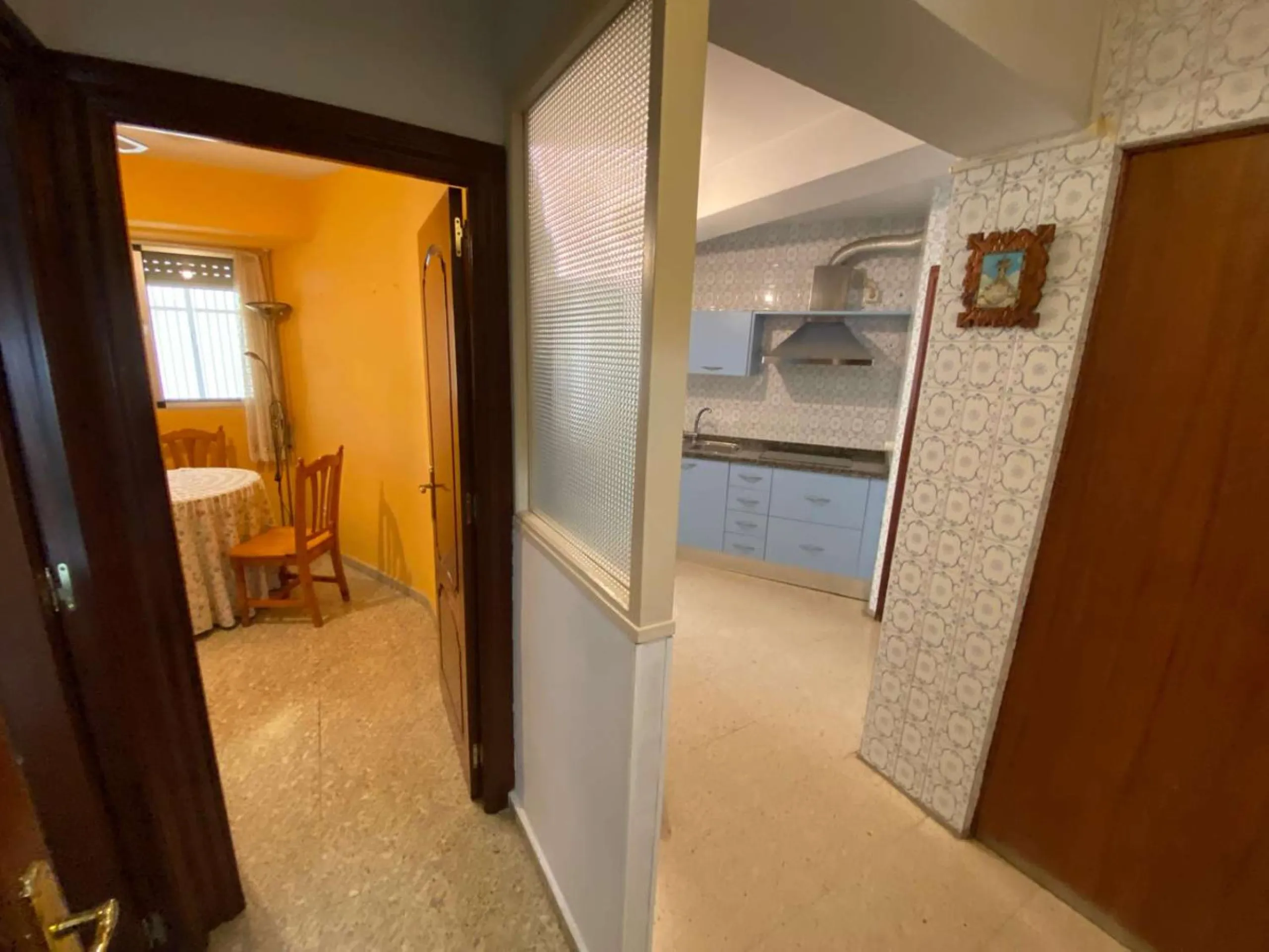 Apartment - Middle Floor Apartment в продаже в Málaga, Málaga. В доме 4 спален и 2 ванных комнат. Площадь дома 120 м²