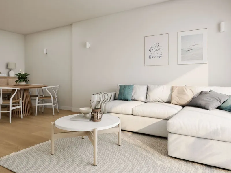 Apartment for sale between the Marina and Fuengirola city center, next to the beach