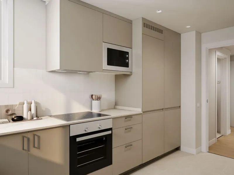 Apartment for sale between the Marina and Fuengirola city center, next to the beach