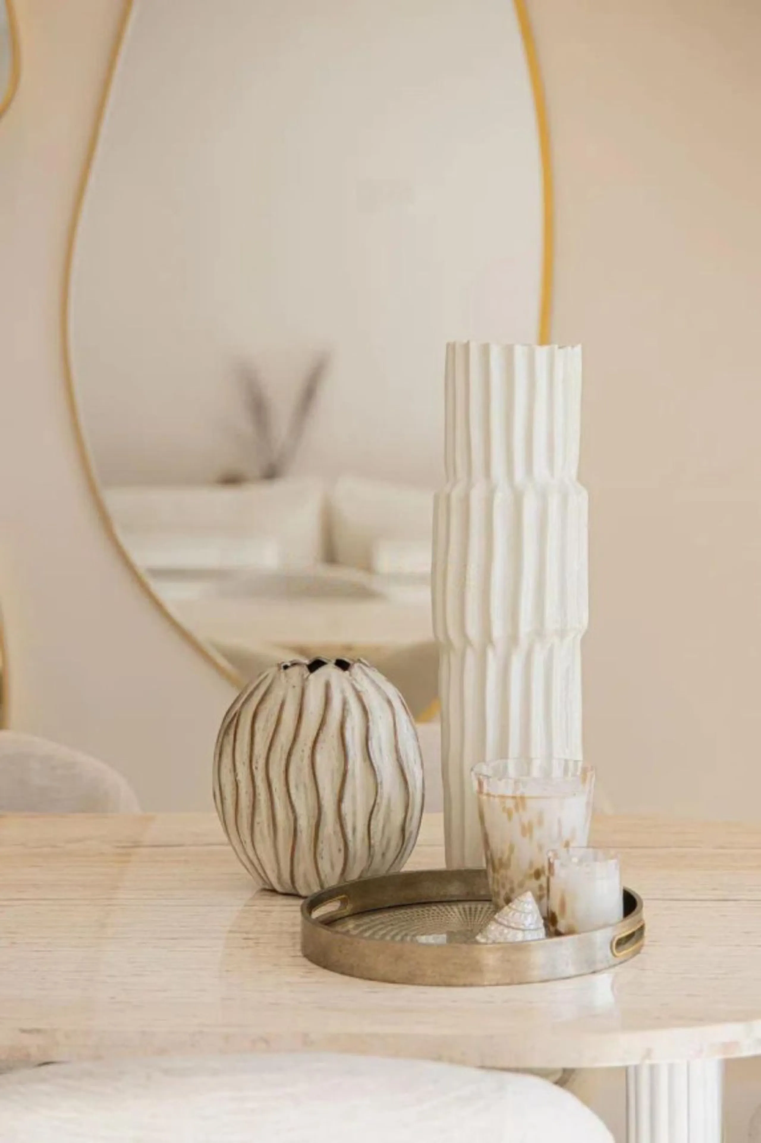 Recently fully renovated to a high standard, the property combines contemporary design with a prime location in one of Marbella's most sought-after residential areas.