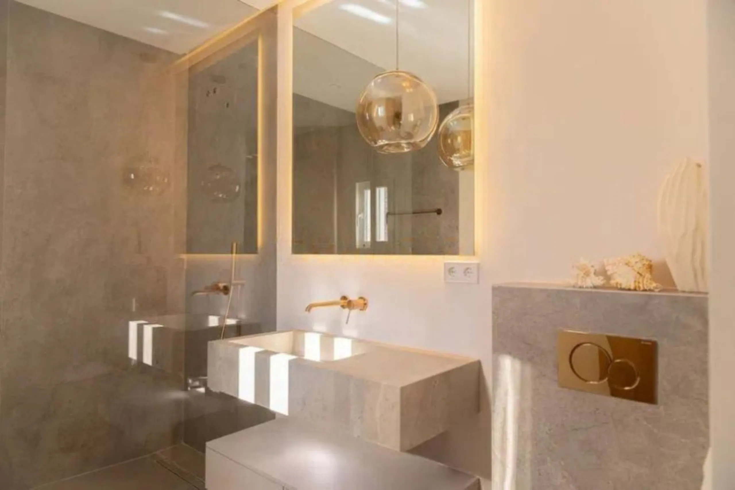 Recently fully renovated to a high standard, the property combines contemporary design with a prime location in one of Marbella's most sought-after residential areas.
