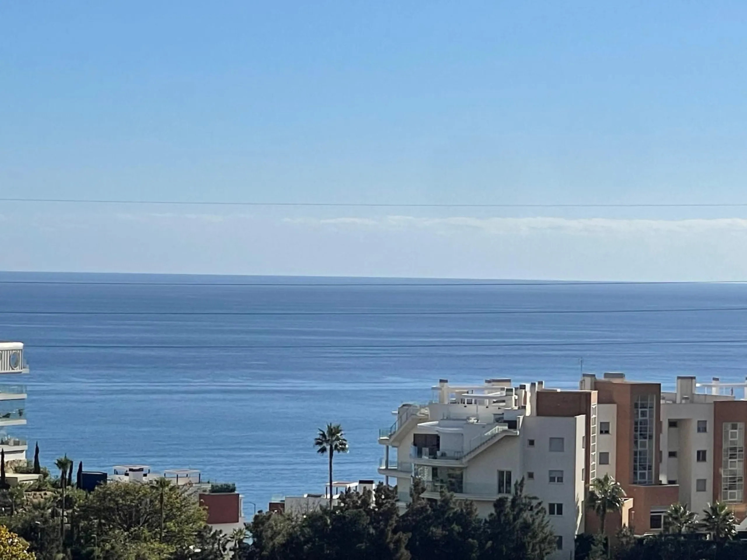 Apartment - Middle Floor Apartment в продаже в Fuengirola, Málaga. В доме 2 спален и 2 ванных комнат. Площадь дома 130 м²