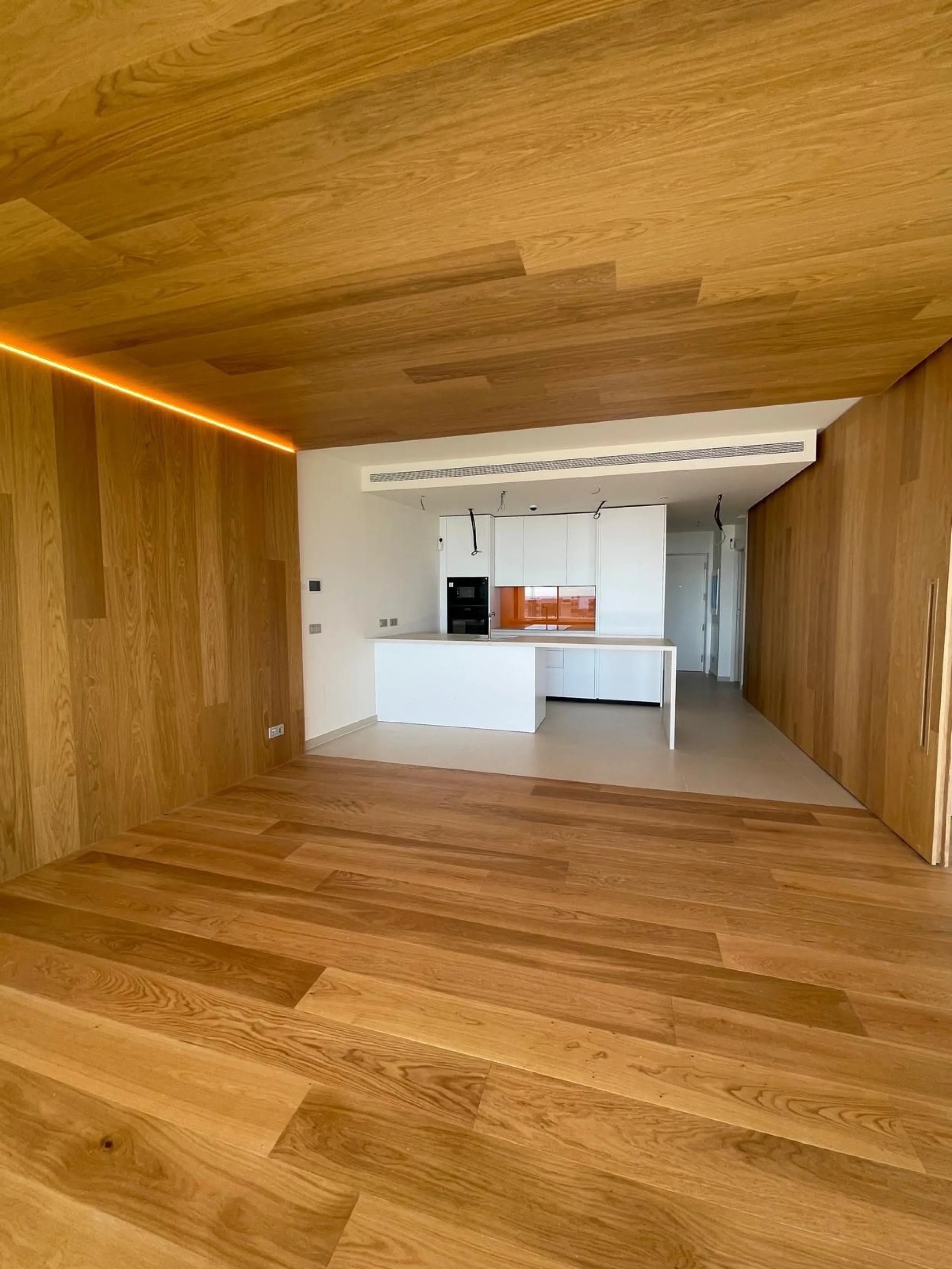 Apartment - Middle Floor Apartment в продаже в Fuengirola, Málaga. В доме 2 спален и 2 ванных комнат. Площадь дома 130 м²