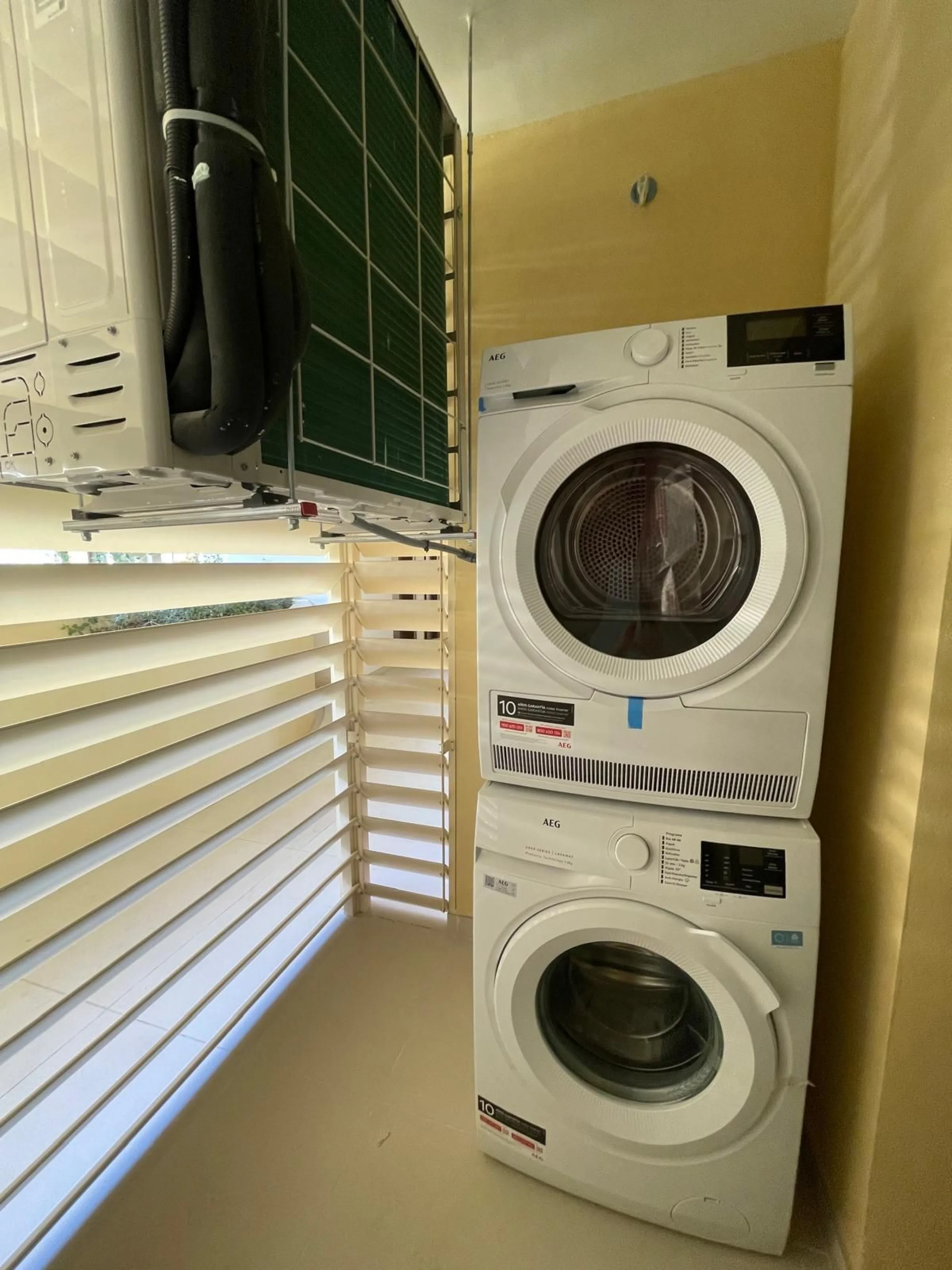 Apartment - Middle Floor Apartment в продаже в Fuengirola, Málaga. В доме 2 спален и 2 ванных комнат. Площадь дома 130 м²