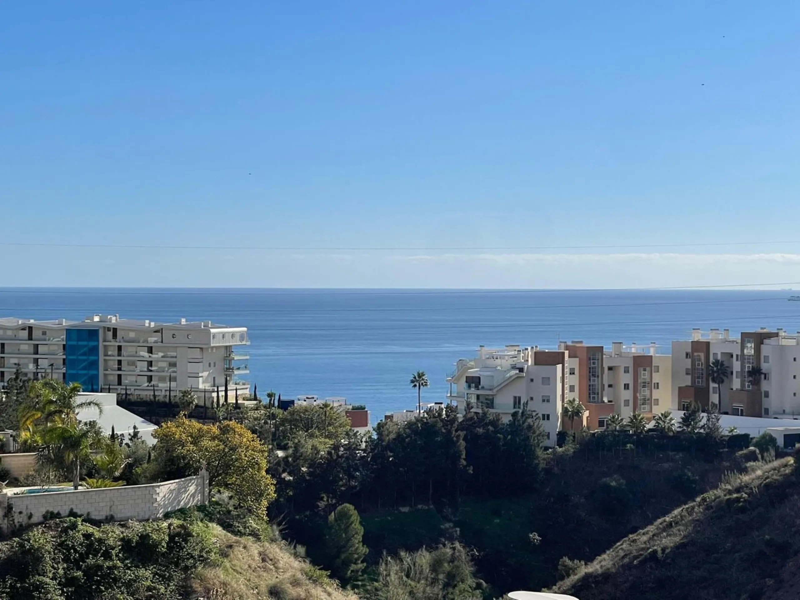 Apartment - Middle Floor Apartment в продаже в Fuengirola, Málaga. В доме 2 спален и 2 ванных комнат. Площадь дома 130 м²