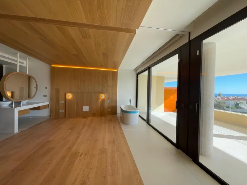 Apartment - Middle Floor Apartment в продаже в Fuengirola, Málaga. В доме 2 спален и 2 ванных комнат. Площадь дома 130 м²