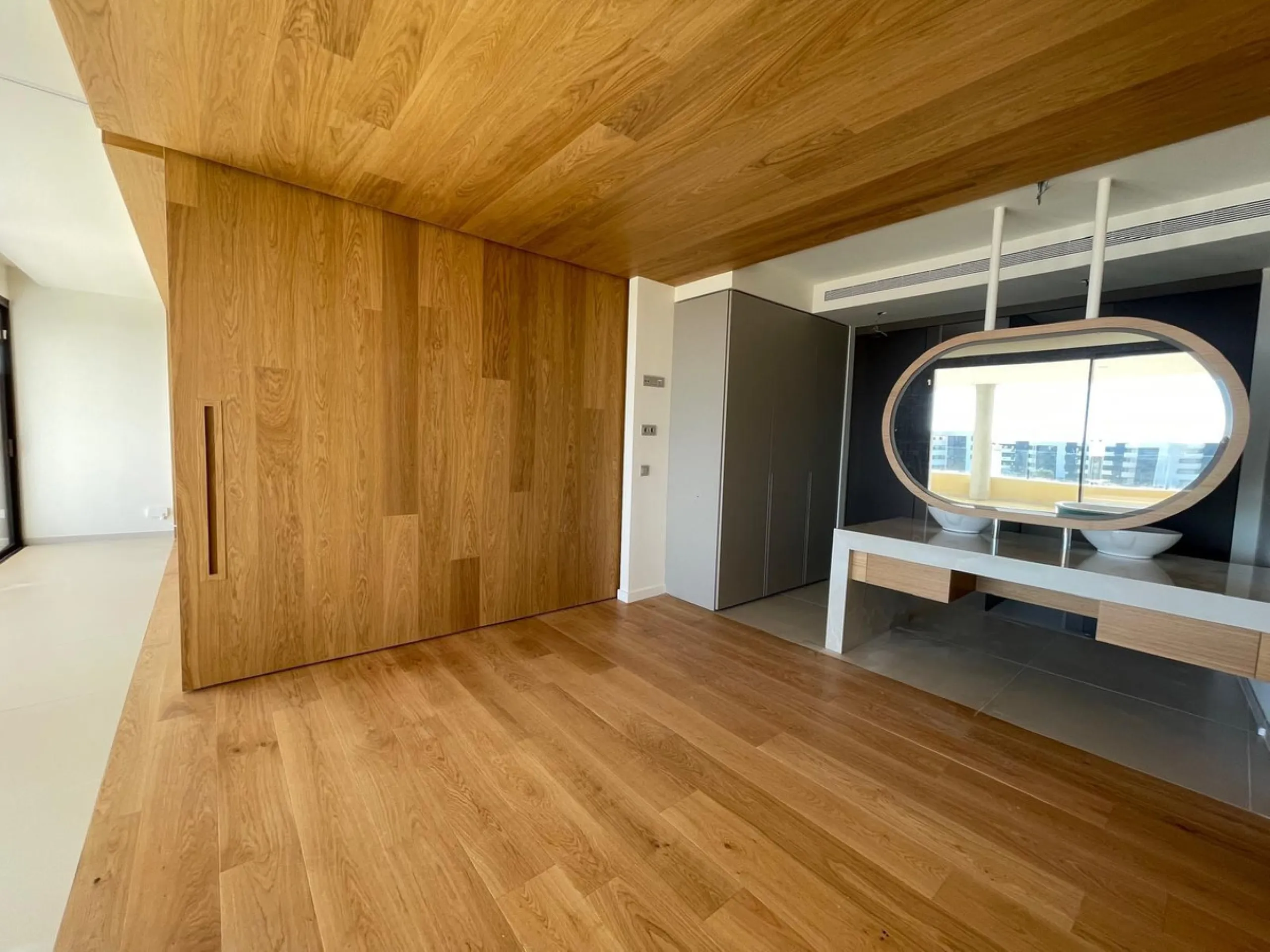 Apartment - Middle Floor Apartment в продаже в Fuengirola, Málaga. В доме 2 спален и 2 ванных комнат. Площадь дома 130 м²