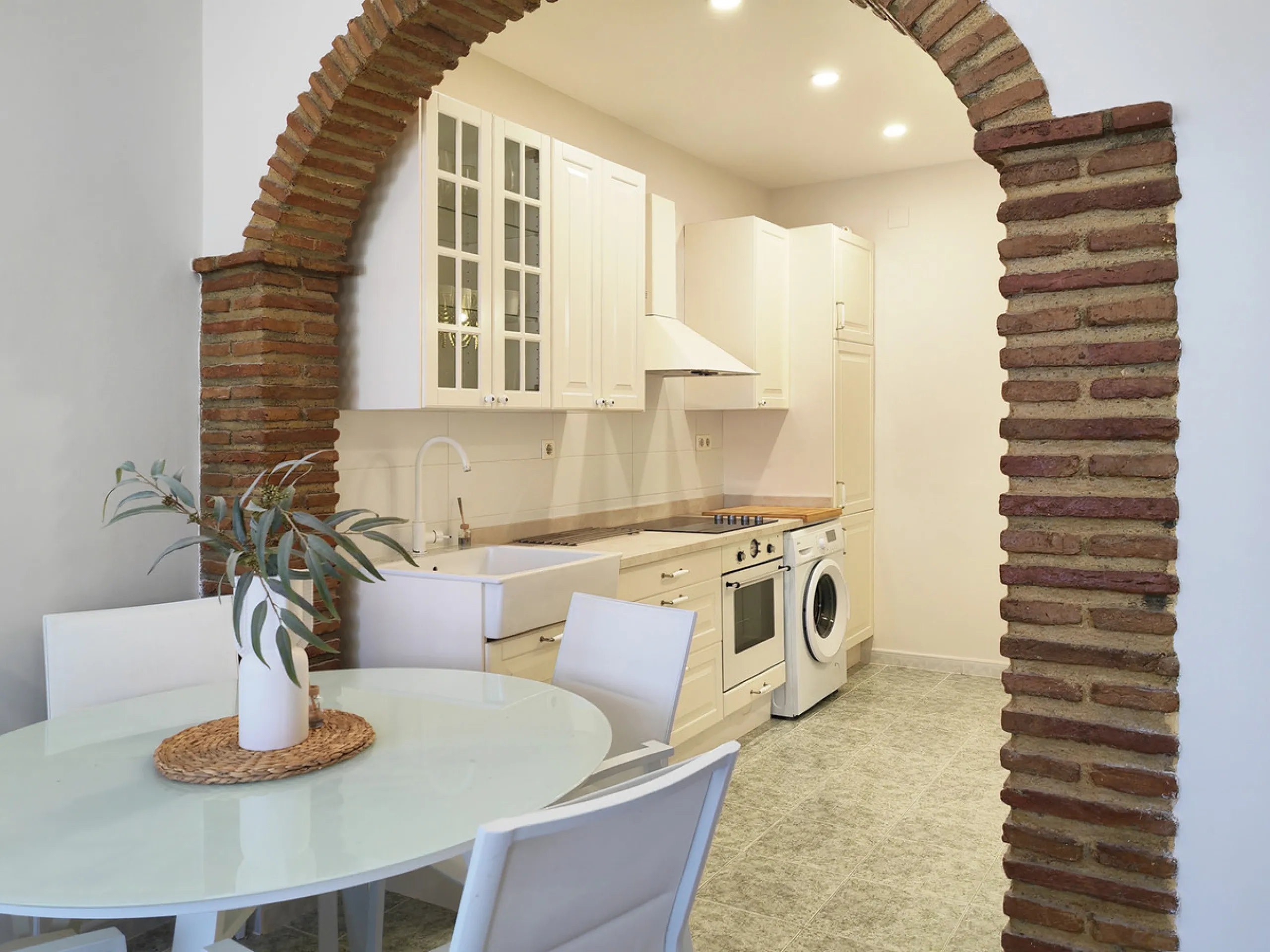 Ground Floor Apartment for sale in , Mijas Costa with 2 bedrooms, 2 bathrooms and with orientation east, with communal swimming pool and communal garden. Regarding property dimensions, it has 58 m² built and 49 m² interior. Has the following facilities fr