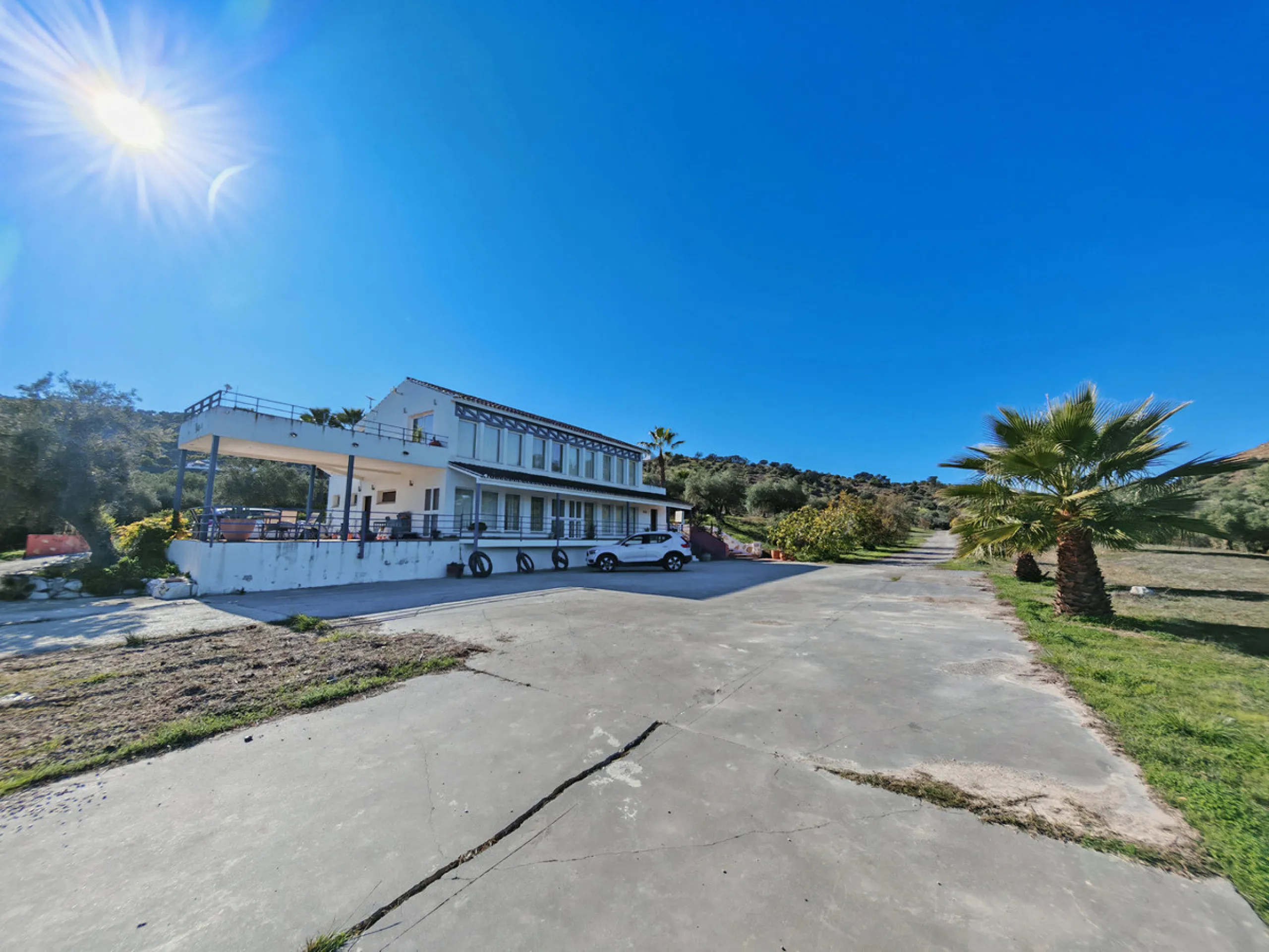 Exceptional equestrian estate for sale in Coín with four independent homes and full professional facilities.
