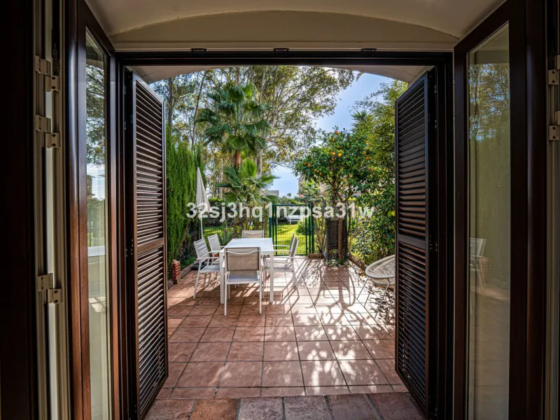 NEW EXCLUSIVE LISTING - SOLE AGENCY