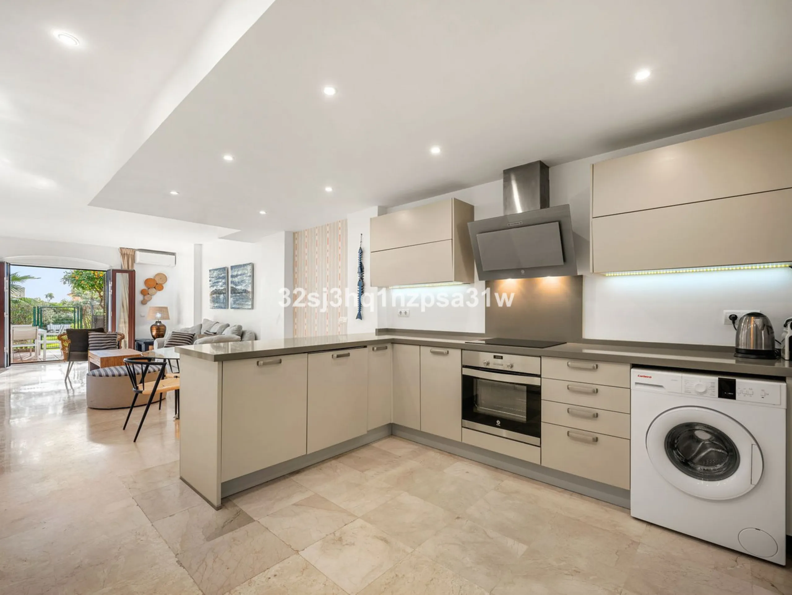 NEW EXCLUSIVE LISTING - SOLE AGENCY