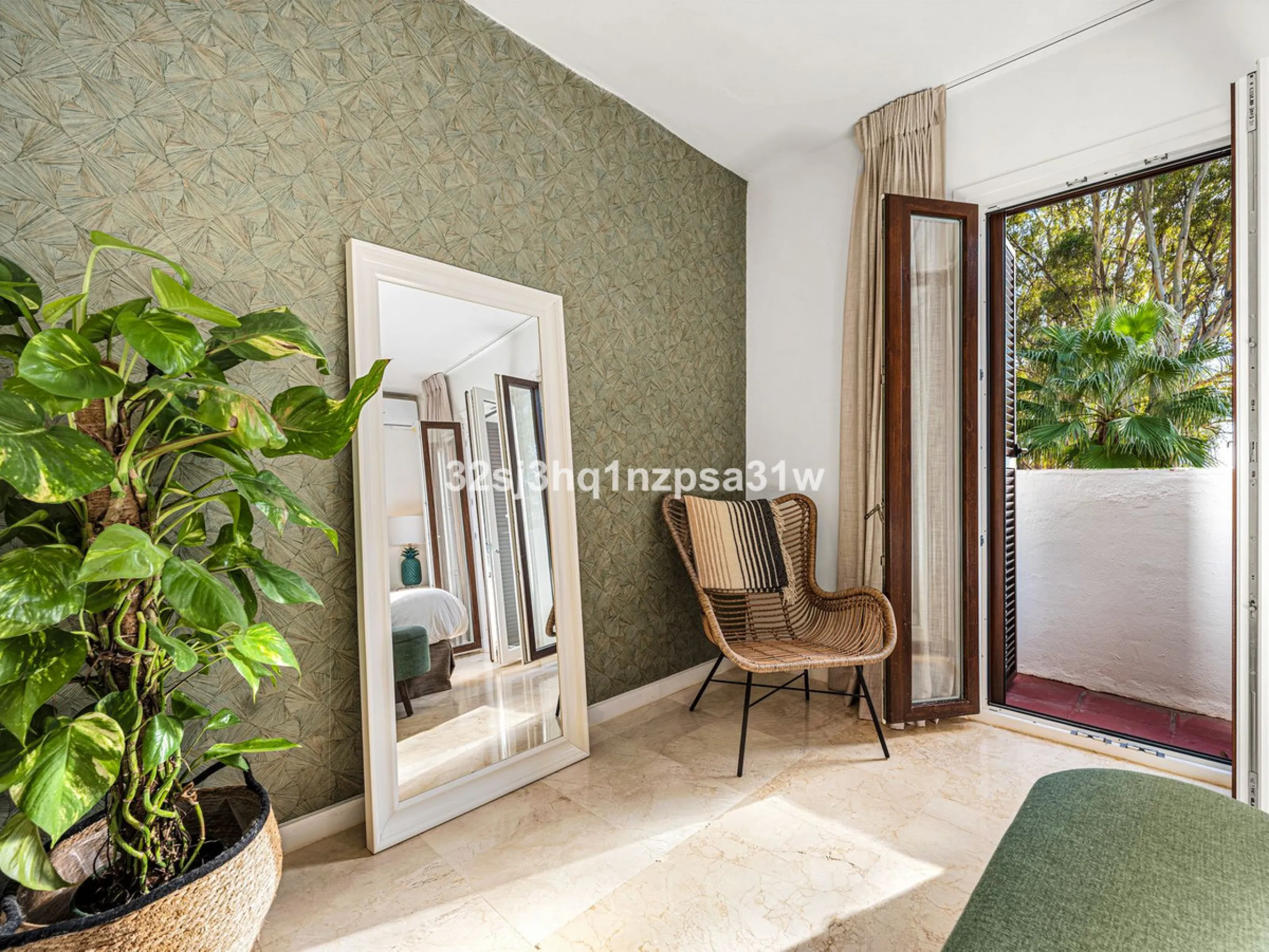 NEW EXCLUSIVE LISTING - SOLE AGENCY