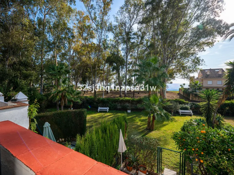 NEW EXCLUSIVE LISTING - SOLE AGENCY