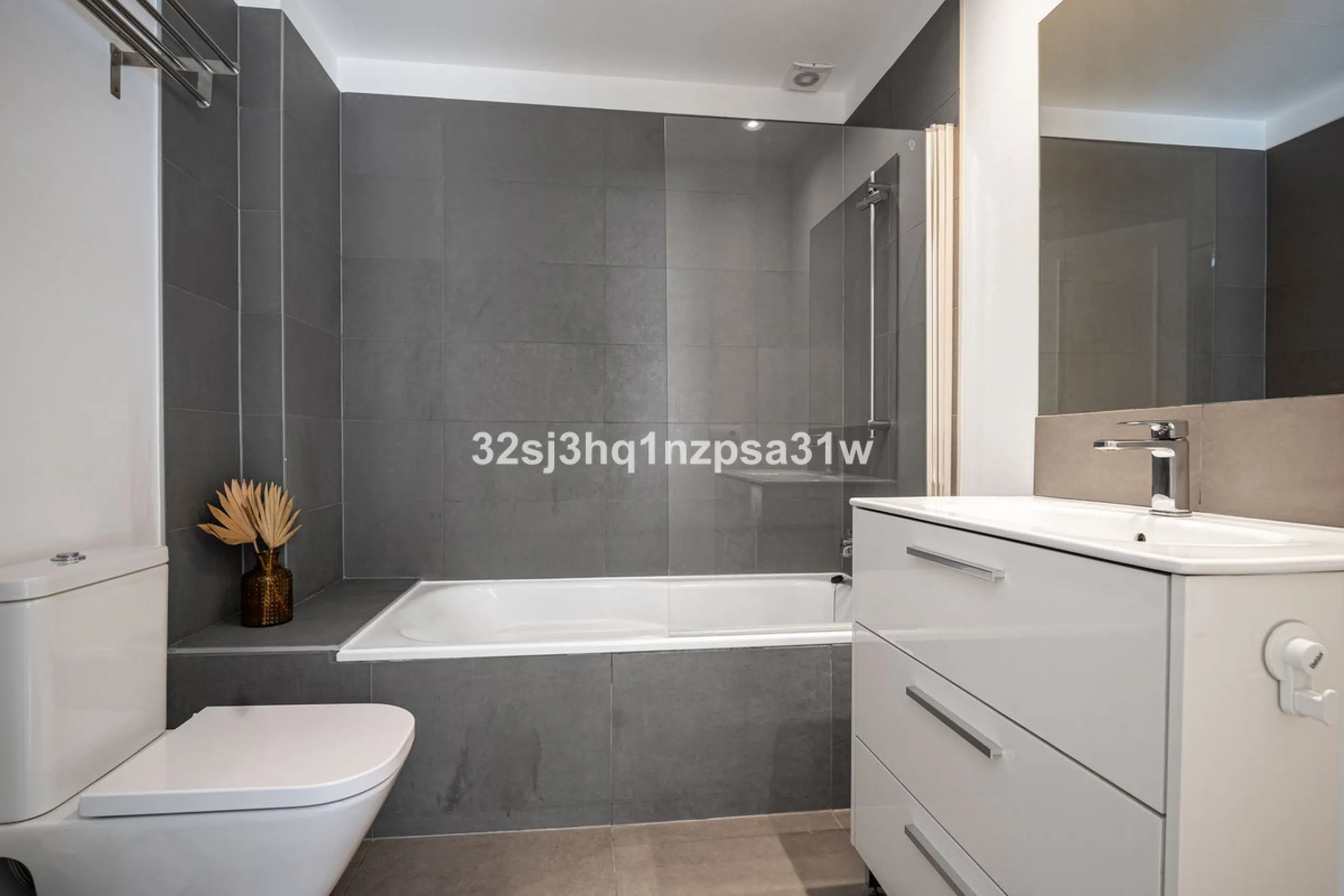 NEW EXCLUSIVE LISTING - SOLE AGENCY