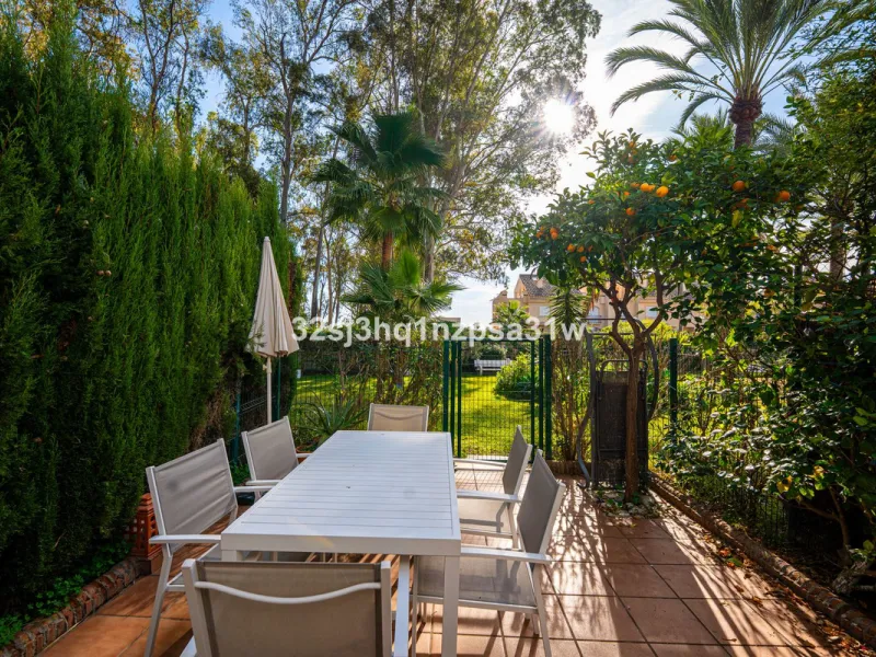 NEW EXCLUSIVE LISTING - SOLE AGENCY