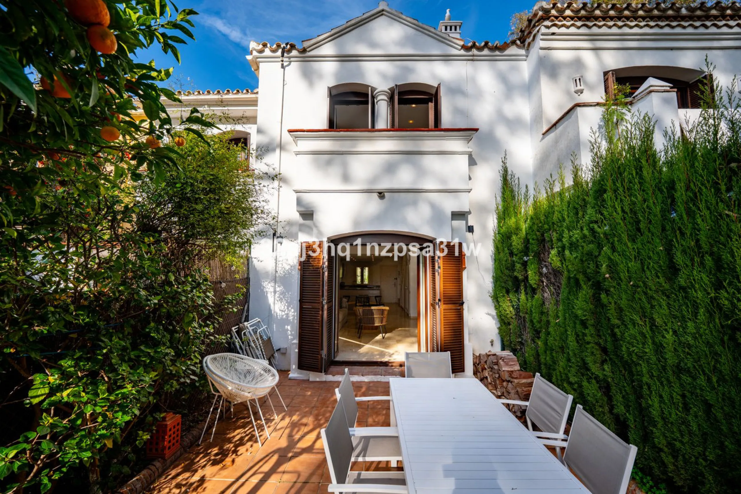 NEW EXCLUSIVE LISTING - SOLE AGENCY