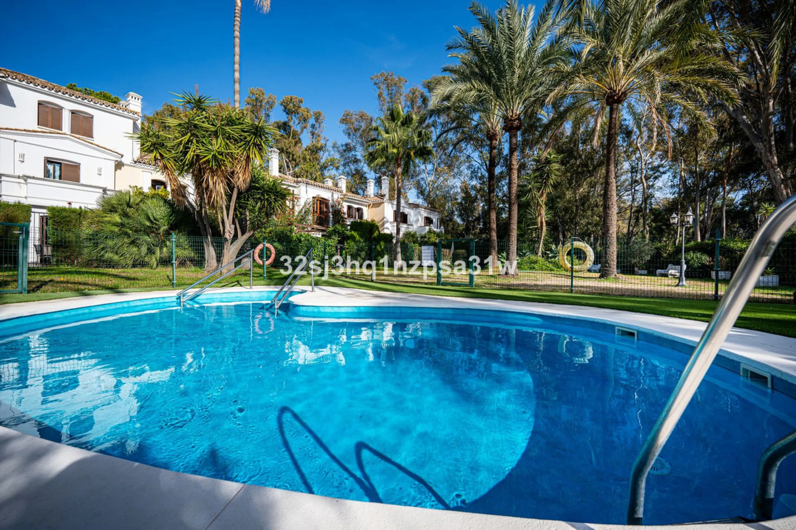 NEW EXCLUSIVE LISTING - SOLE AGENCY