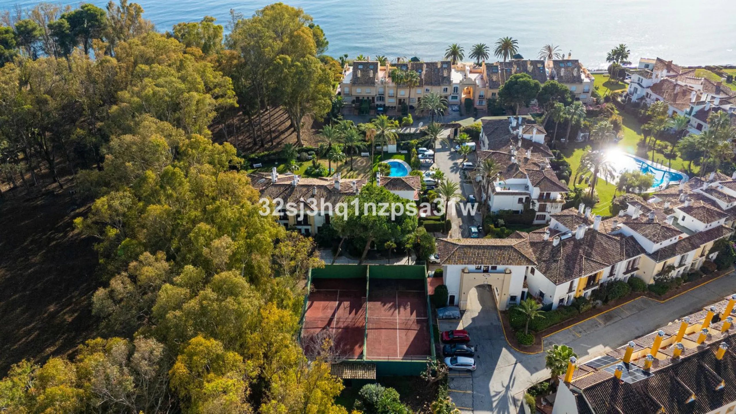 NEW EXCLUSIVE LISTING - SOLE AGENCY