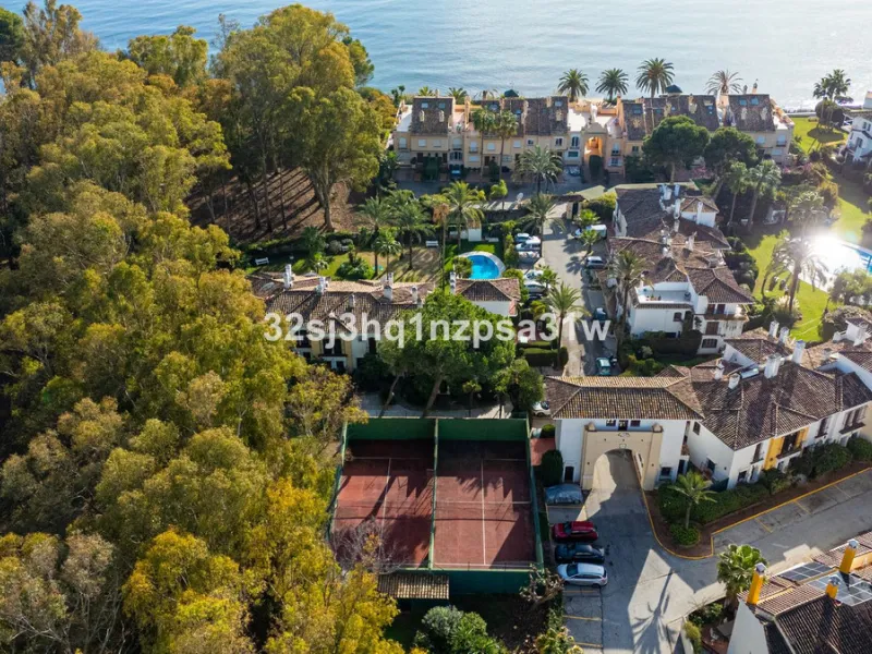 NEW EXCLUSIVE LISTING - SOLE AGENCY