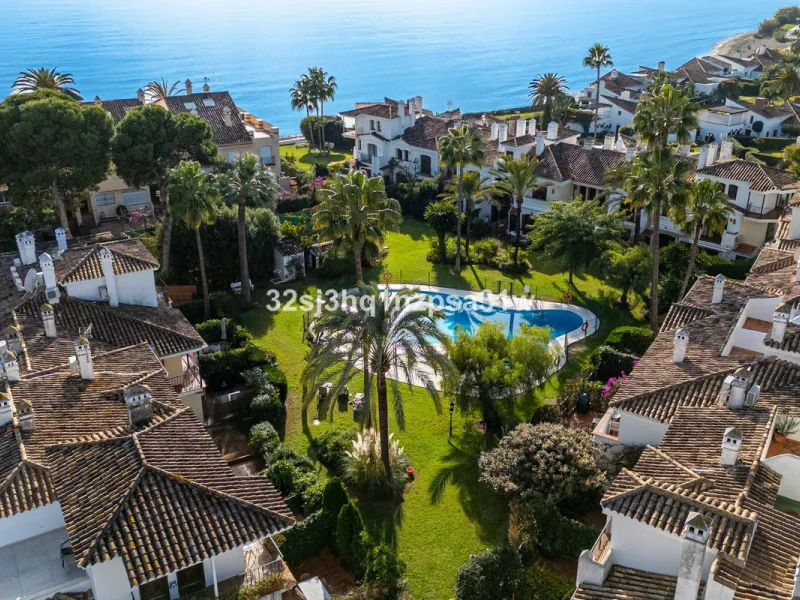 NEW EXCLUSIVE LISTING - SOLE AGENCY