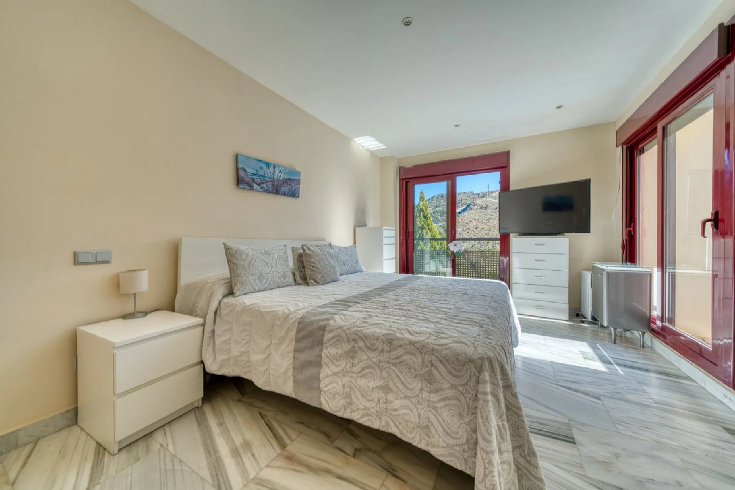 This Luxurious Spacious Fully Detached Villa in an Oasis of Tranquillity with Luxury Resort Amenities