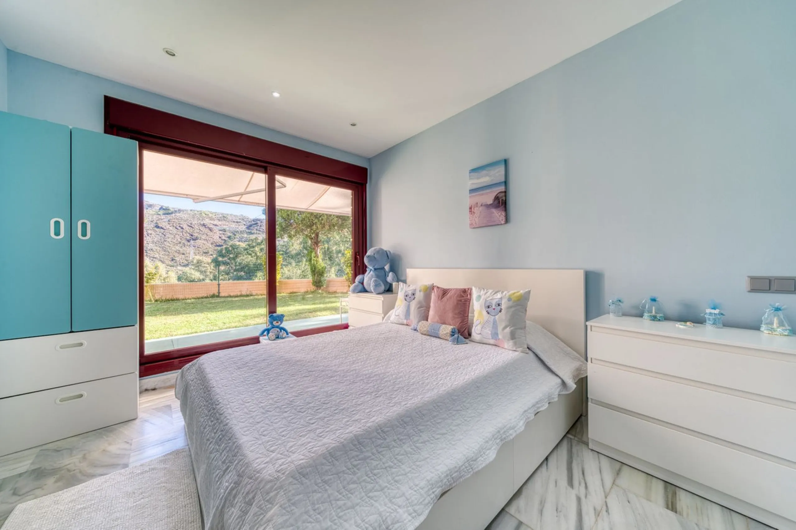 This Luxurious Spacious Fully Detached Villa in an Oasis of Tranquillity with Luxury Resort Amenities