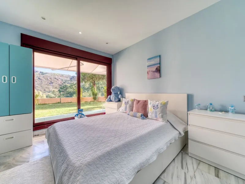 This Luxurious Spacious Fully Detached Villa in an Oasis of Tranquillity with Luxury Resort Amenities