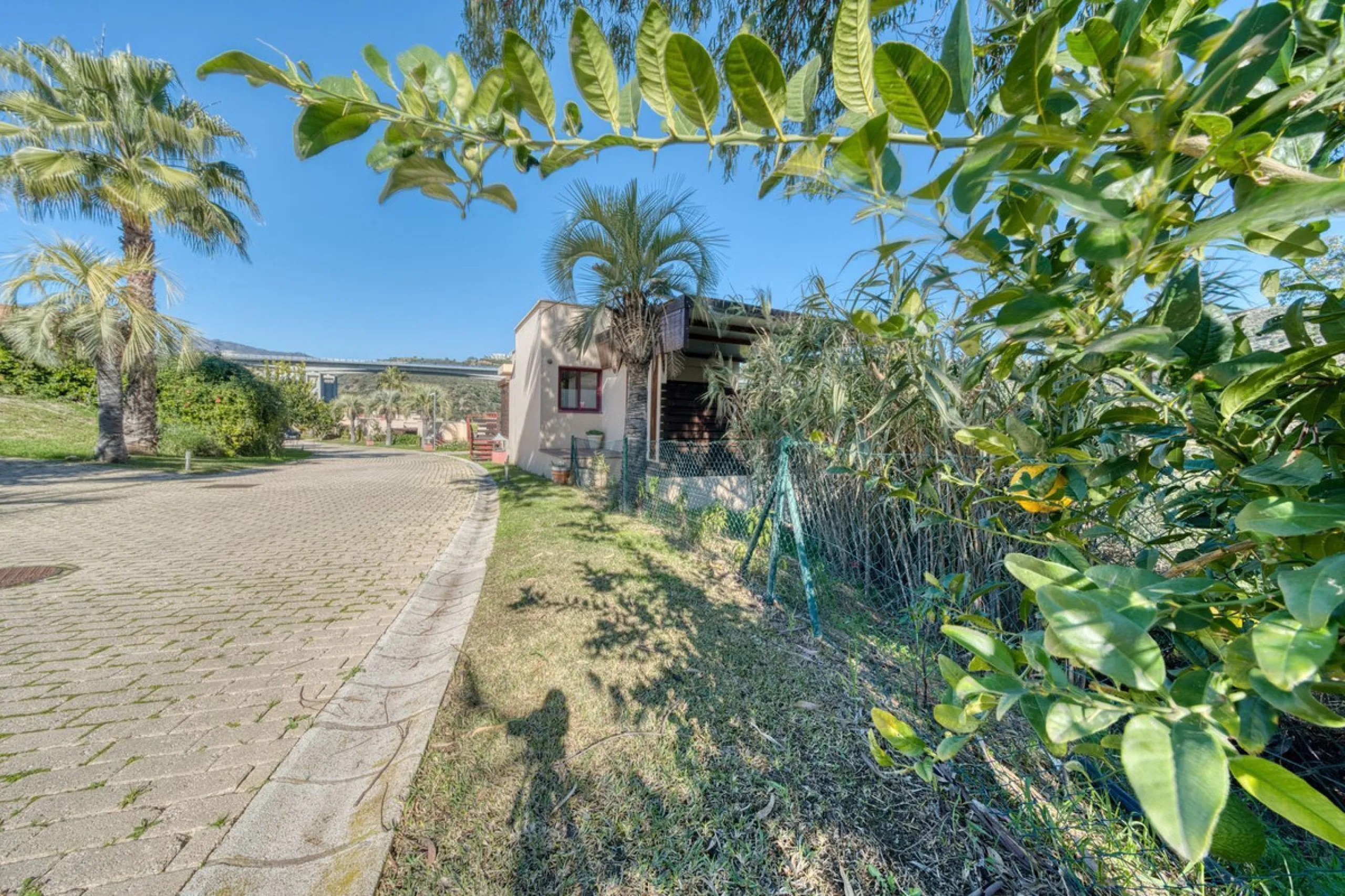 This Luxurious Spacious Fully Detached Villa in an Oasis of Tranquillity with Luxury Resort Amenities