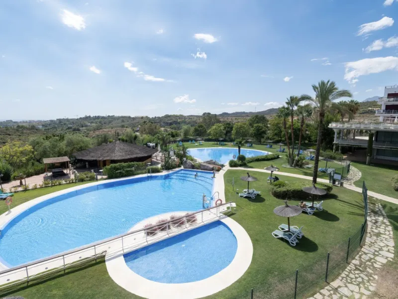 This Luxurious Spacious Fully Detached Villa in an Oasis of Tranquillity with Luxury Resort Amenities
