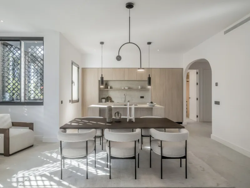 Apartment - Ground Floor Apartment в продаже в Marbella, Málaga. В доме 3 спален и 3 ванных комнат. Площадь дома 145 м²