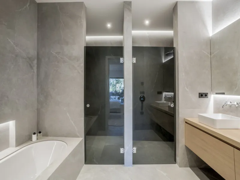 Apartment - Ground Floor Apartment в продаже в Marbella, Málaga. В доме 3 спален и 3 ванных комнат. Площадь дома 145 м²