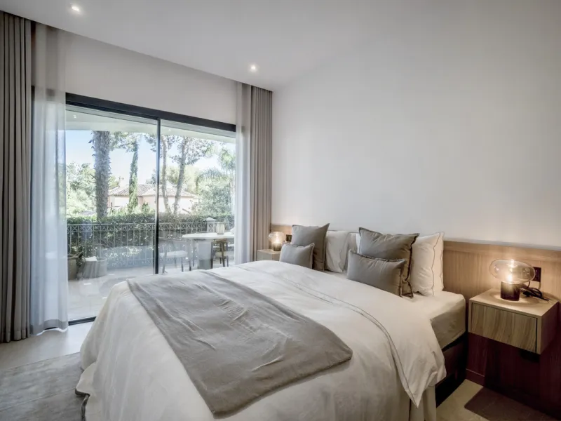 Apartment - Ground Floor Apartment в продаже в Marbella, Málaga. В доме 3 спален и 3 ванных комнат. Площадь дома 145 м²
