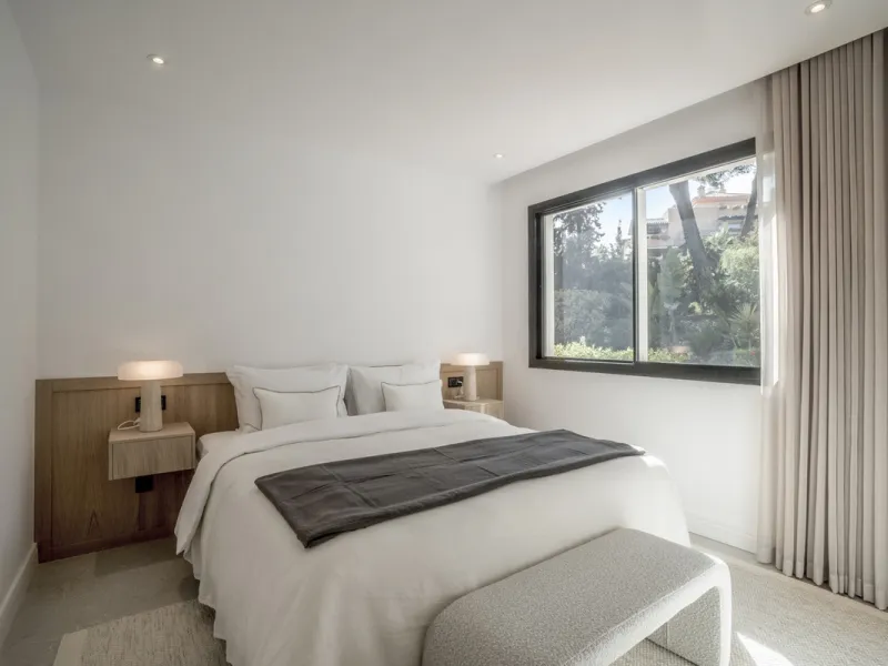 Apartment - Ground Floor Apartment в продаже в Marbella, Málaga. В доме 3 спален и 3 ванных комнат. Площадь дома 145 м²