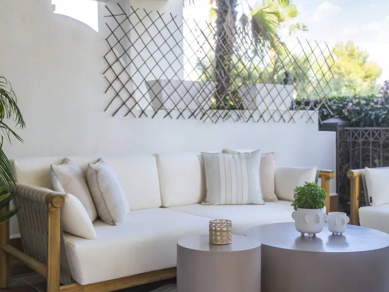 Apartment - Ground Floor Apartment в продаже в Marbella, Málaga. В доме 3 спален и 3 ванных комнат. Площадь дома 145 м²