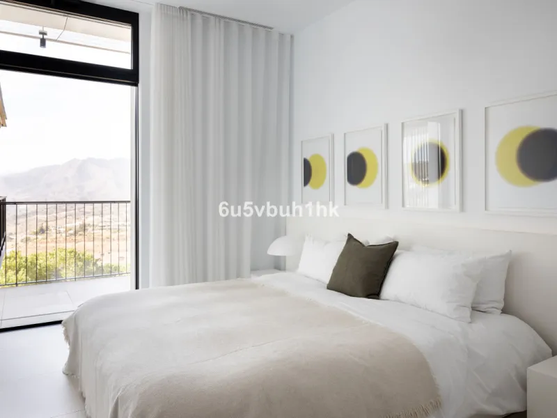 House - Detached Villa в продаже в Mijas, Málaga. В доме 4 спален и 4 ванных комнат. Площадь дома 400 м². Площадь участка 2055 м²