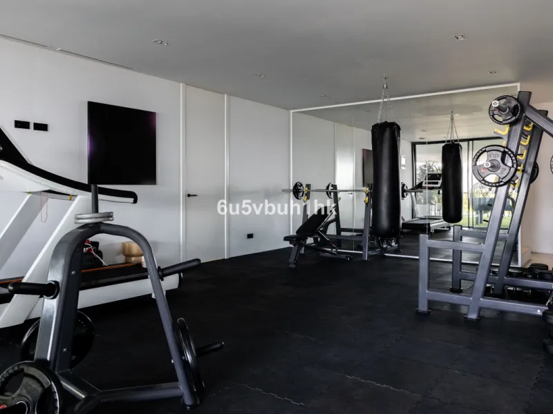 House - Detached Villa в продаже в Mijas, Málaga. В доме 4 спален и 4 ванных комнат. Площадь дома 400 м². Площадь участка 2055 м²