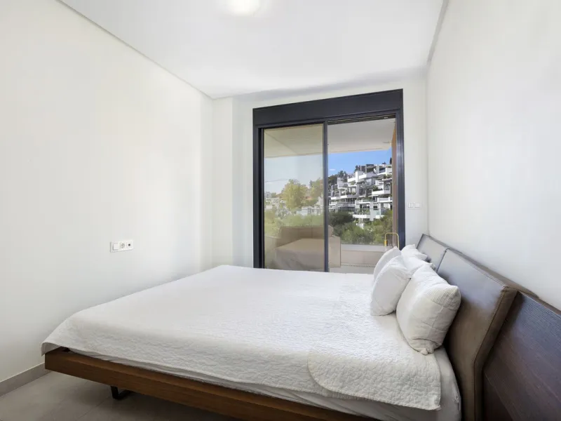 Apartment - Middle Floor Apartment в продаже в Marbella, Málaga. В доме 2 спален и 2 ванных комнат. Площадь дома 74 м²