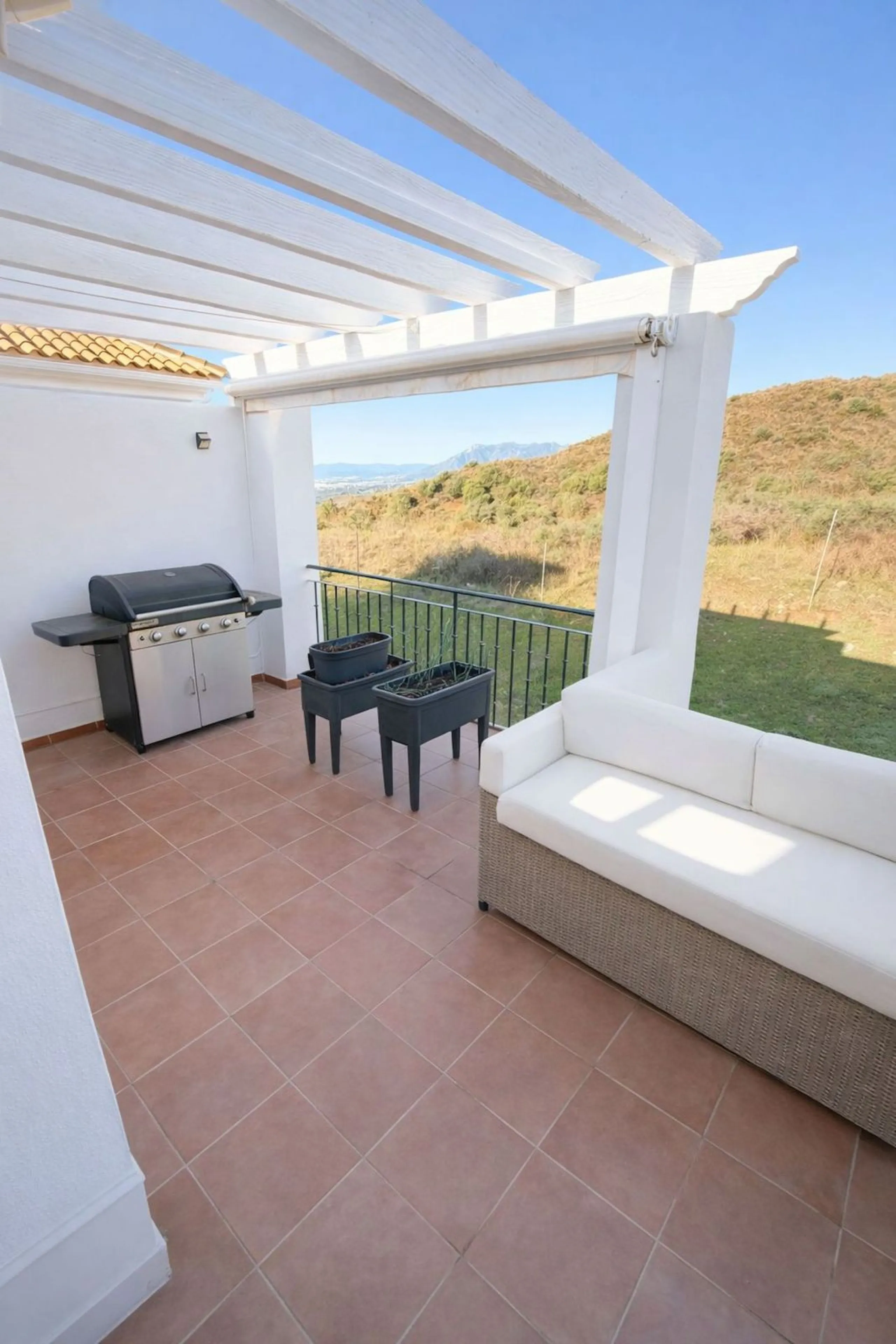 Apartment - Penthouse в продаже в Mijas, Málaga. В доме 3 спален и 2 ванных комнат. Площадь дома 120 м²