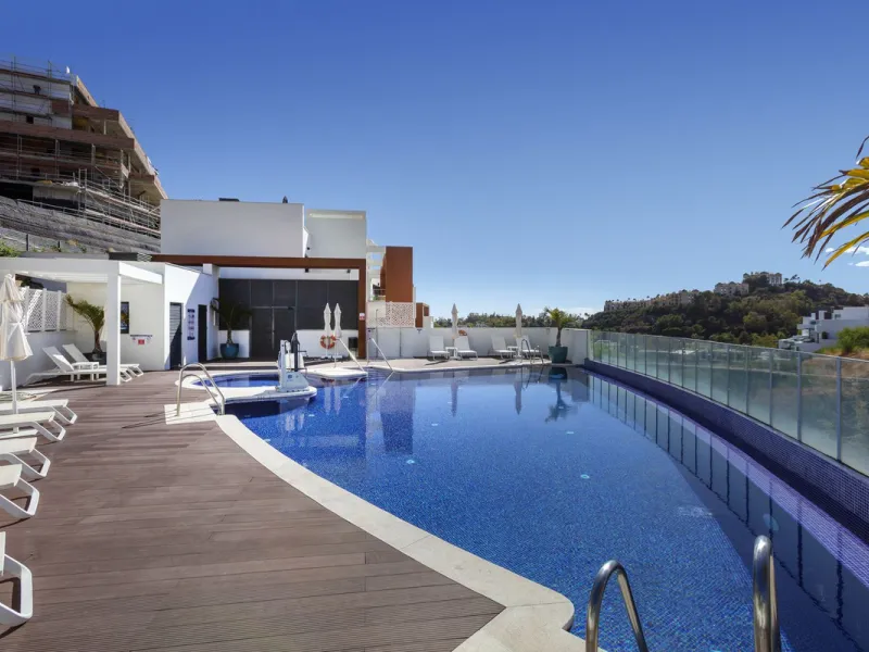 Apartment - Middle Floor Apartment в продаже в Marbella, Málaga. В доме 2 спален и 2 ванных комнат. Площадь дома 74 м²