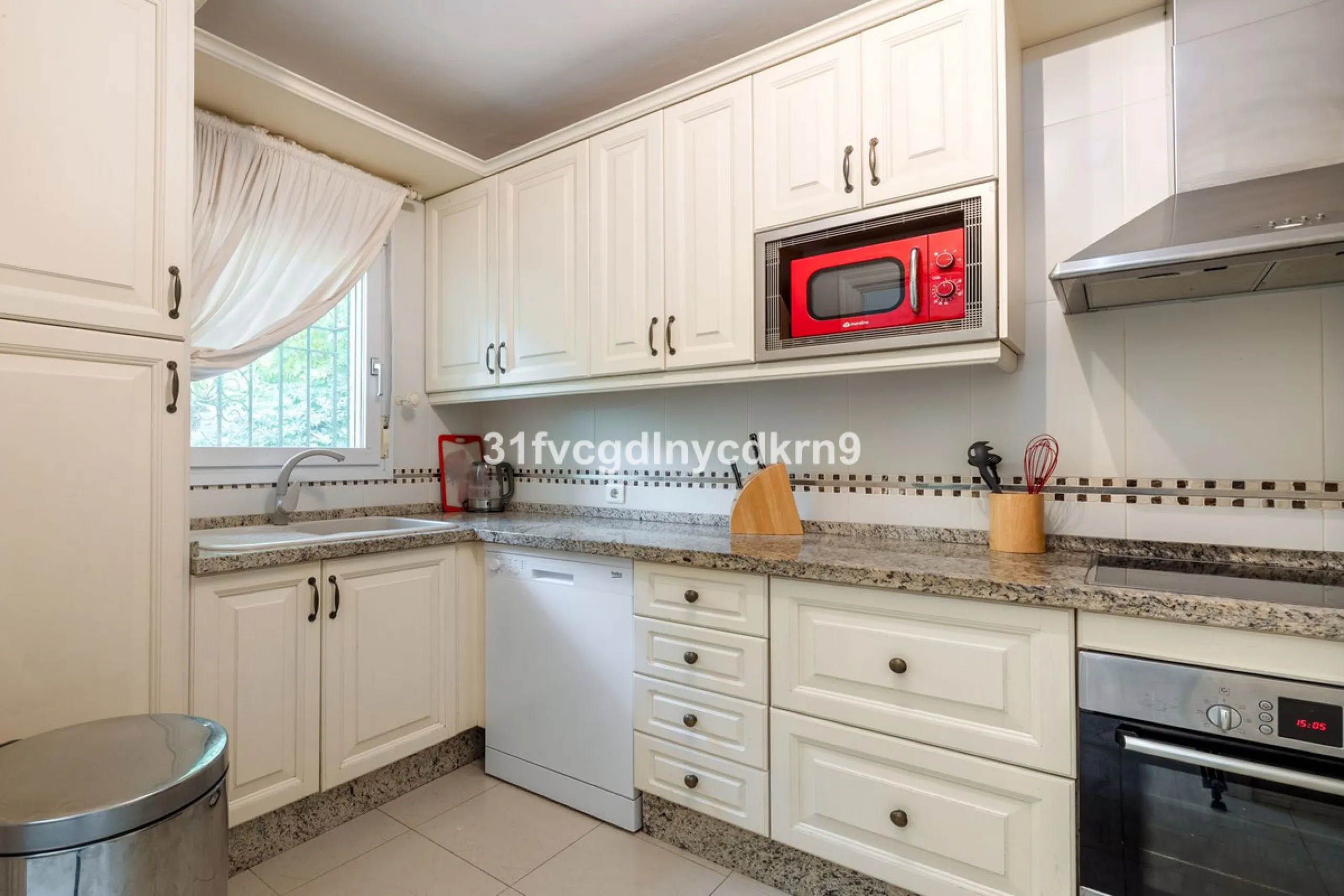 Stunning Townhouse frontline Port and beach! *with tourist license *