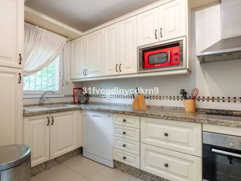 Stunning Townhouse frontline Port and beach! *with tourist license *